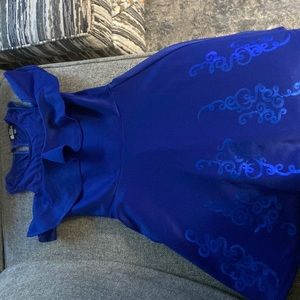 Disney Descendants2 Blue off the shoulder dress -size 7/8